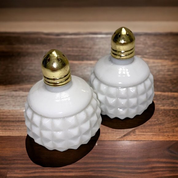 Vintage Milk Glass Salt and Pepper Shakers Diamond Cut Round Gold Metal Cap - Picture 1 of 3